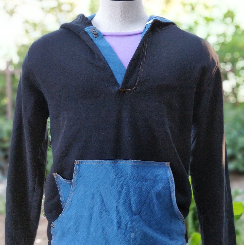 Volcom hoodie